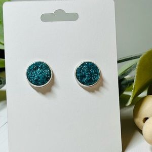 Druzy earring studs